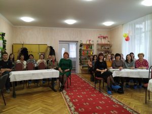 Tehnici de lucru pentru copiii cu deficiențe de auz și asociate